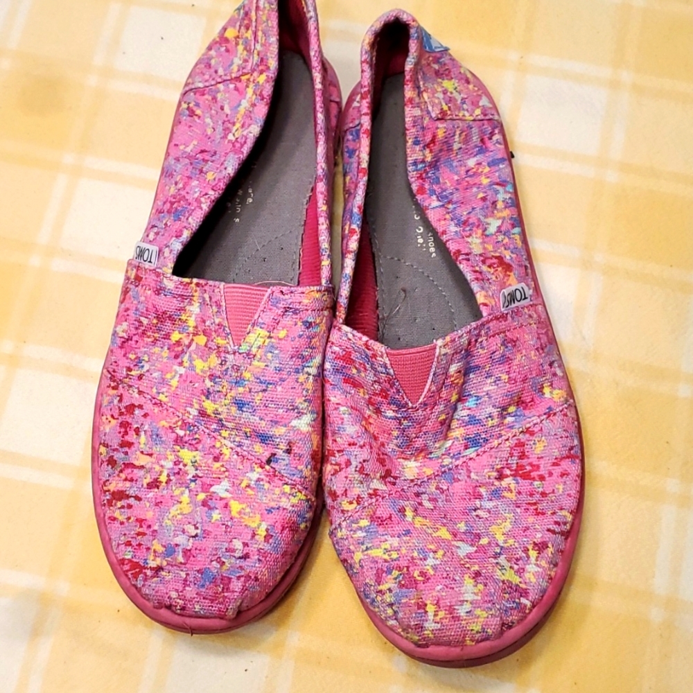 Toms Youth Canvas Slip-Ons sz 4